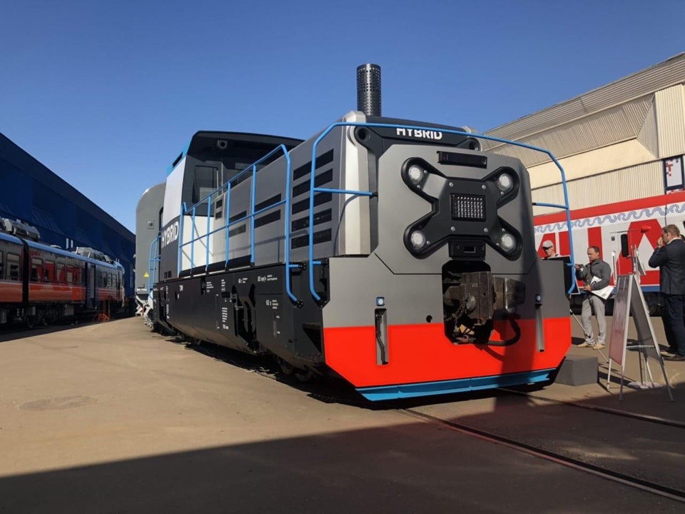 Прототип гибридного локомотива, Август 2019